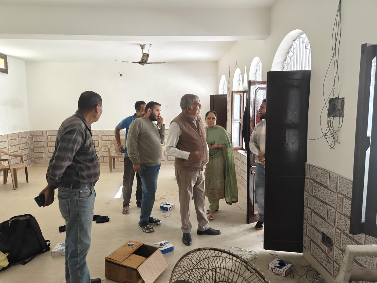 A surprise inspection of the Mahila Mandal Bhawan was conducted.