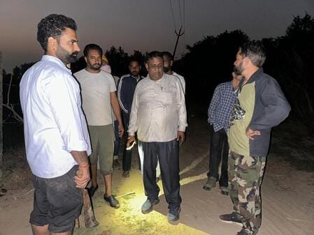 News of leopard's presence spread in Panjokhra, team failed to find any clue