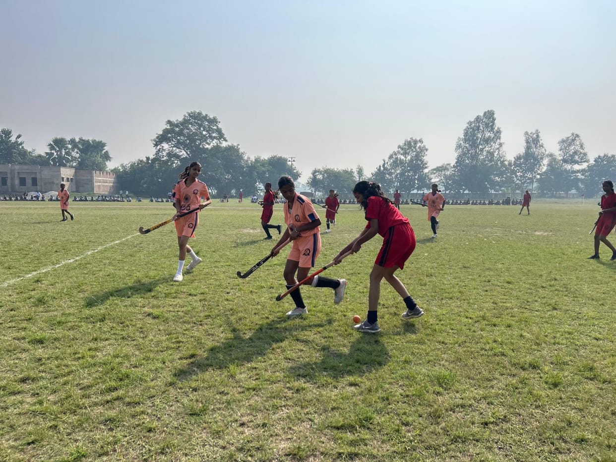 Kushinagar Pink and Kushinagar Blue won the friendly hockey match.
