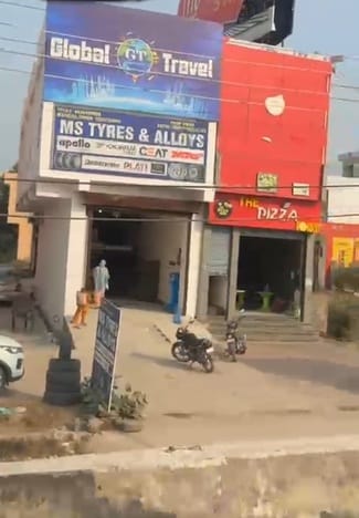The company ran away with the money, the police are waiting for the complaint.
