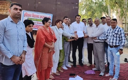 A memorandum was submitted to the DEO, raising 21 demands.