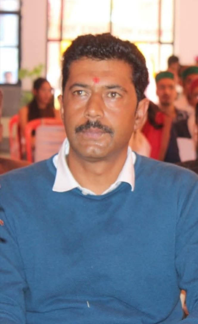 Munish Negi became the president of the Aam Aadmi Party in Kinnaur