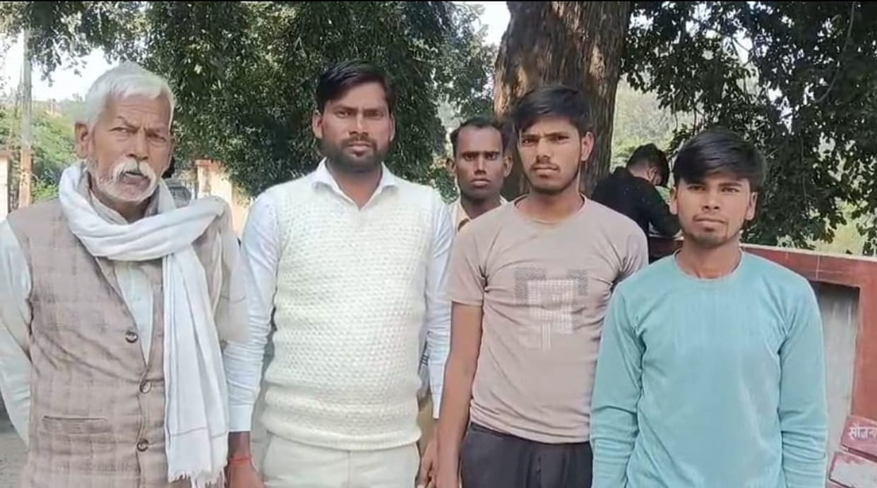 The body of an advocate was found hanging in a room in Behta Madhav village.
