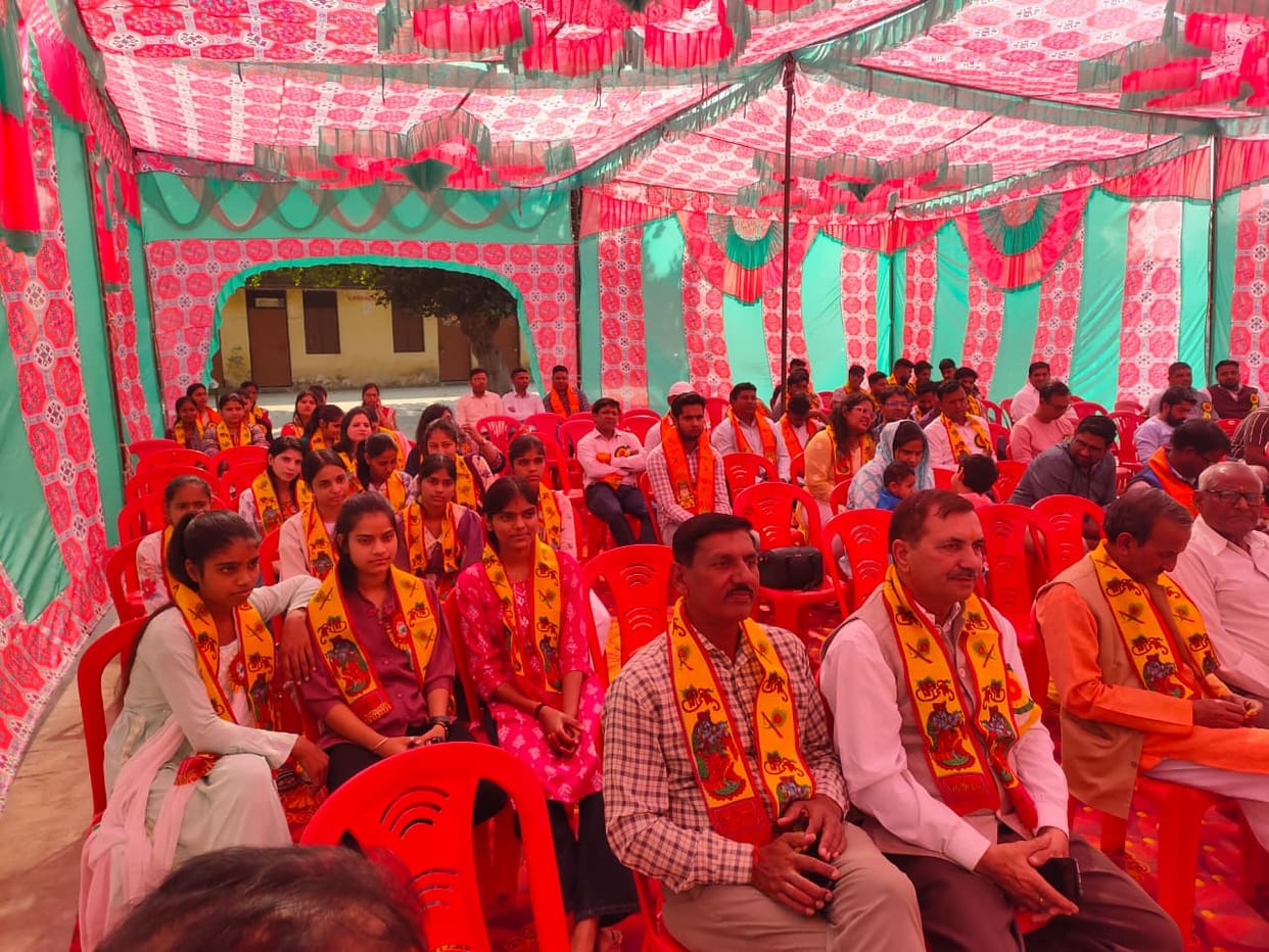 Students met each other after a long time at the alumni meet.