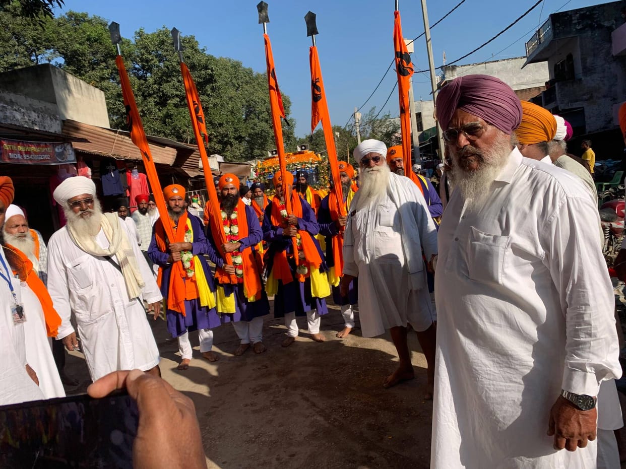 Guru Nanak Dev's birth anniversary celebrated at Gurdwara Thath Nanaksar