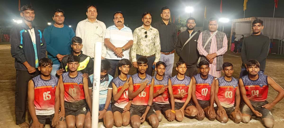 Basti players' excellent performance in the state level Kho-Kho competition