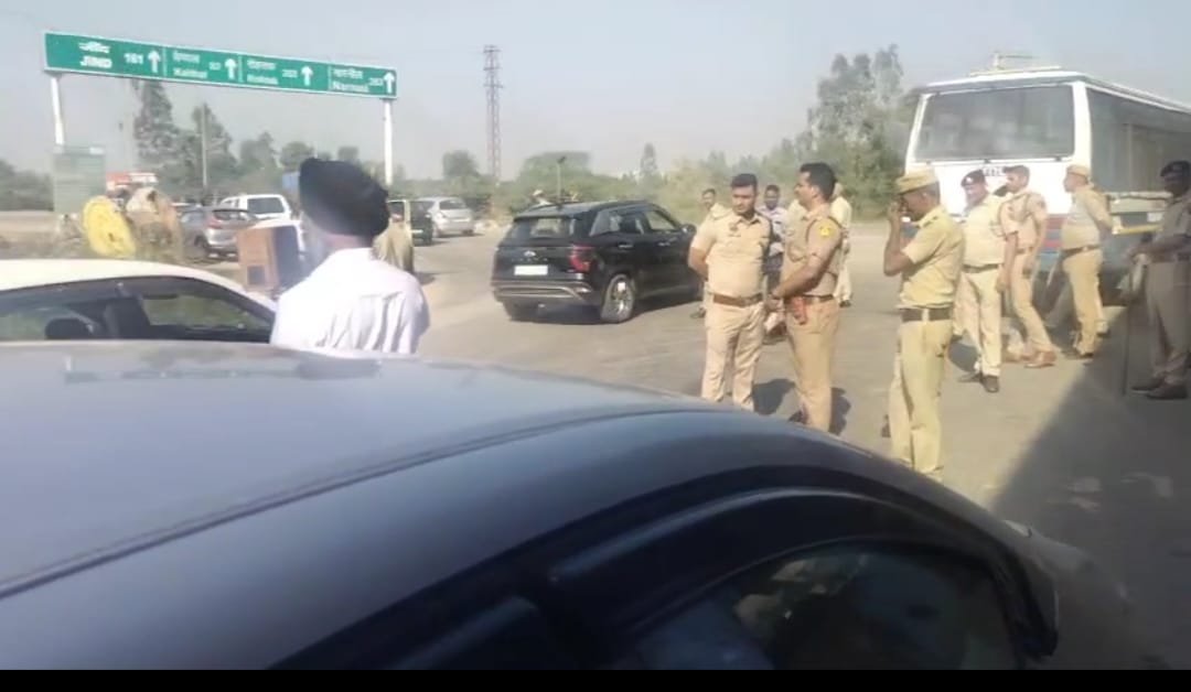 Farmers going to Chandigarh were stopped for a long time by the police