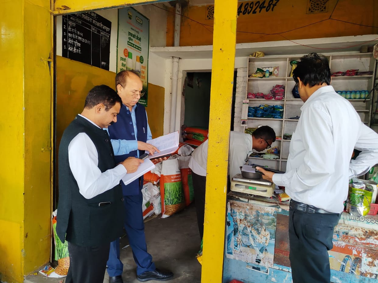 Expressed displeasure over not getting grant and rate list of wall painting
