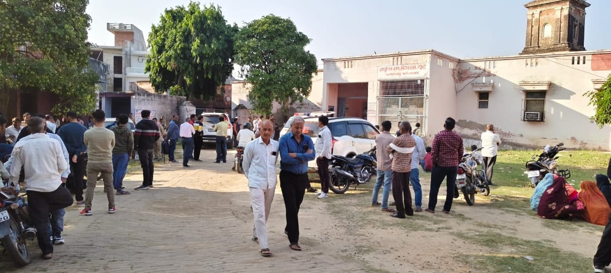 Employees removed from the post-mortem house are working
