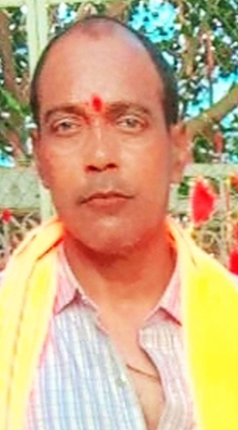 Farmer riding a bicycle dies after being hit by a speeding dumper