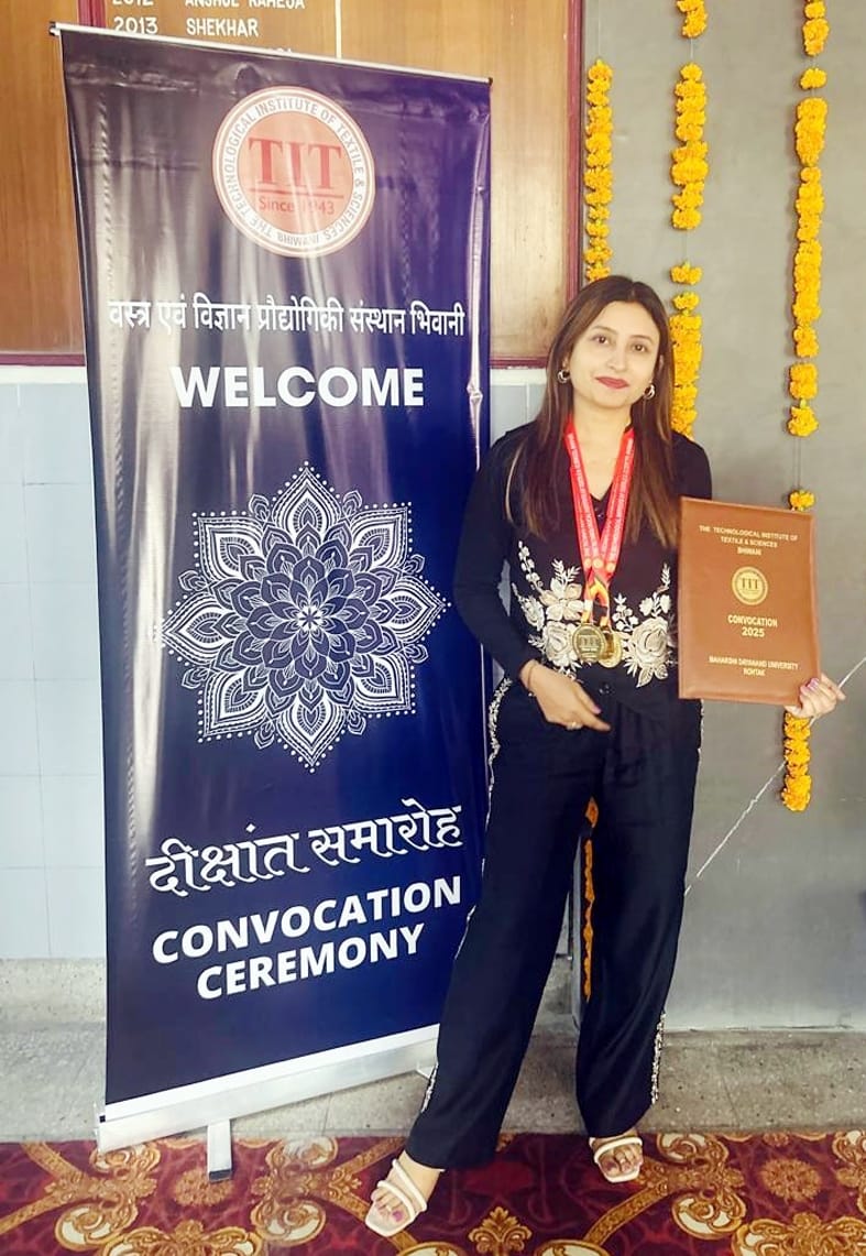 Manisha Harit was honored by the Governor at the convocation ceremony, having topped both B.Tech and M.Tech.