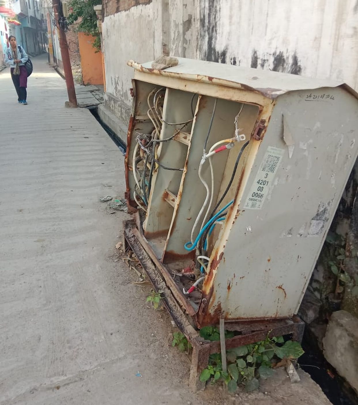 Open underground electricity boxes in the city are becoming a threat to life.