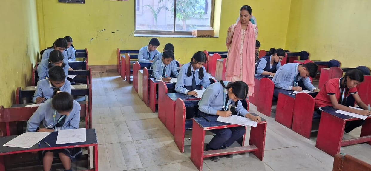 Students displayed their talent in Amar Ujala National Olympiad