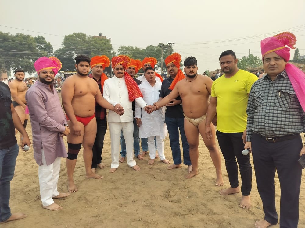 A wrestling competition was held in the village of Bhankarpur-Basela.