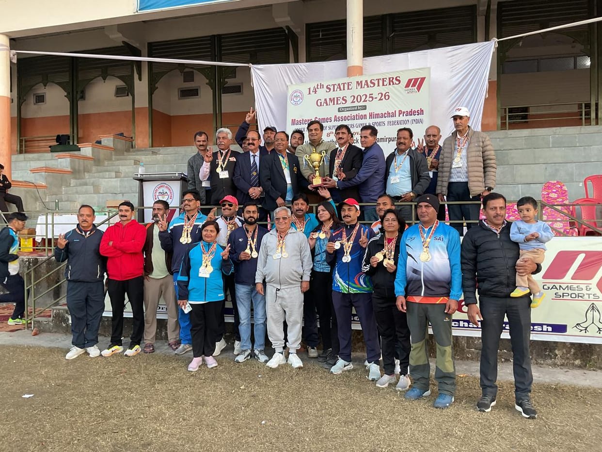 Hamirpur team became the overall winner in the Master Athletics Competition.