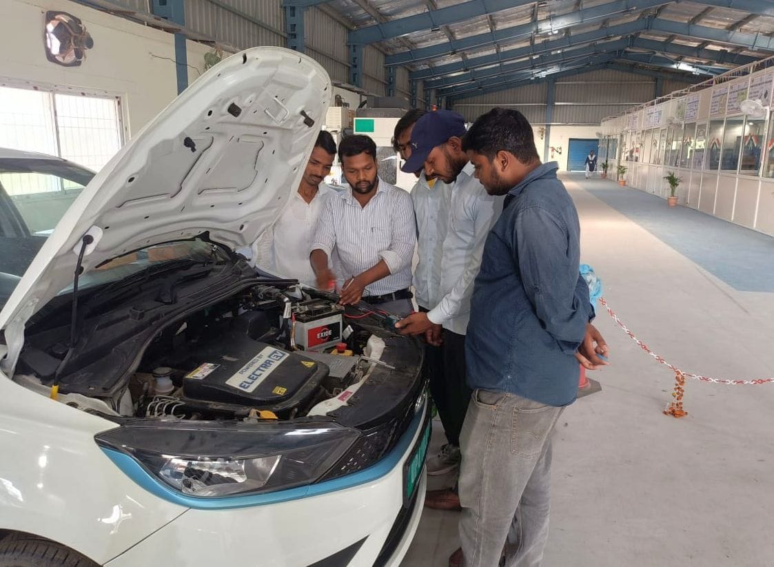 44 youth are becoming proficient in electric vehicle technology