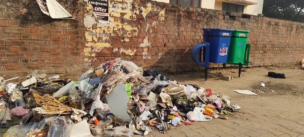 Despite the installation of dustbins, heaps of garbage remain in the city