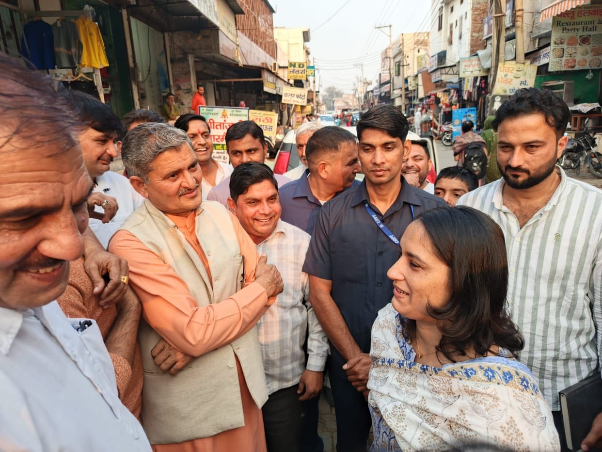 The drainage system of Shadipur market was reviewed