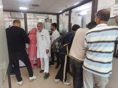 Due to a flaw in the portal, only 47 registrations were done in 5 days, leaving people stranded.