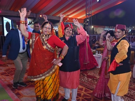 An evening filled with the colors of folk culture