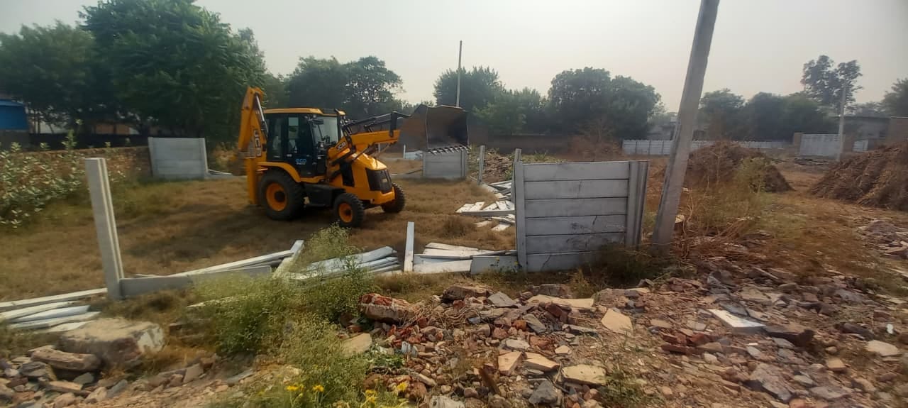 8 DPCs, 3 boundary walls and unpaved road network uprooted