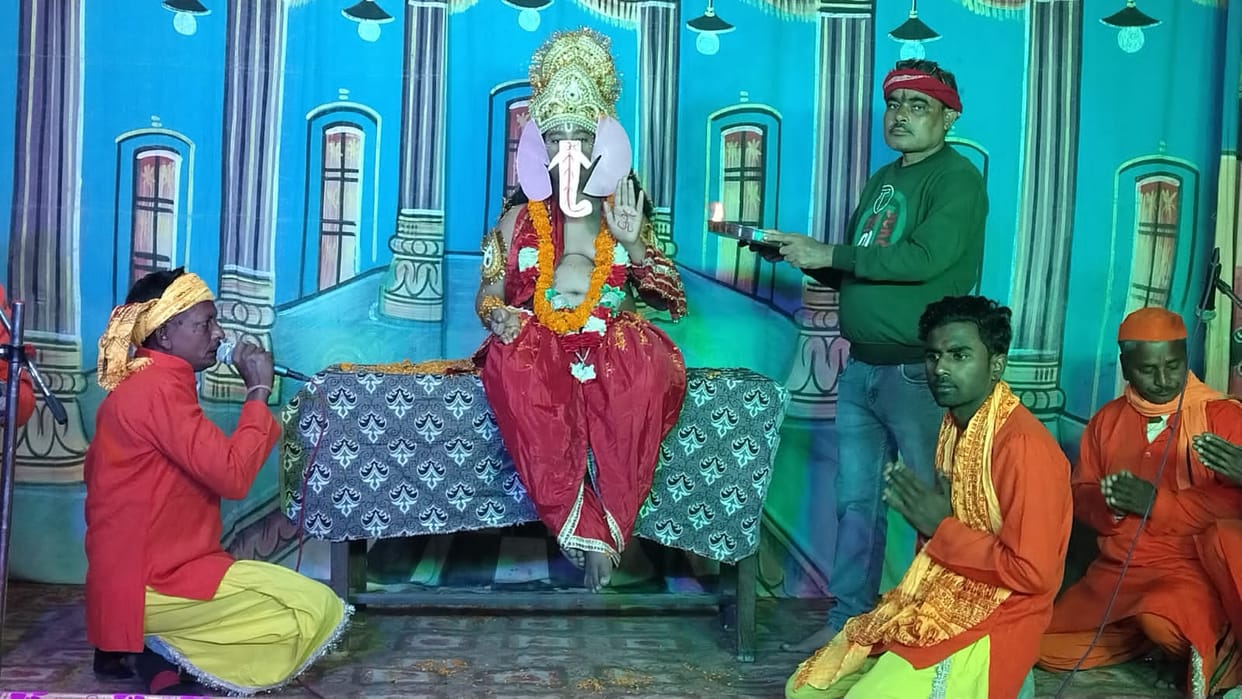 Siddharthnagar News : Gods showered flowers while Rama was born