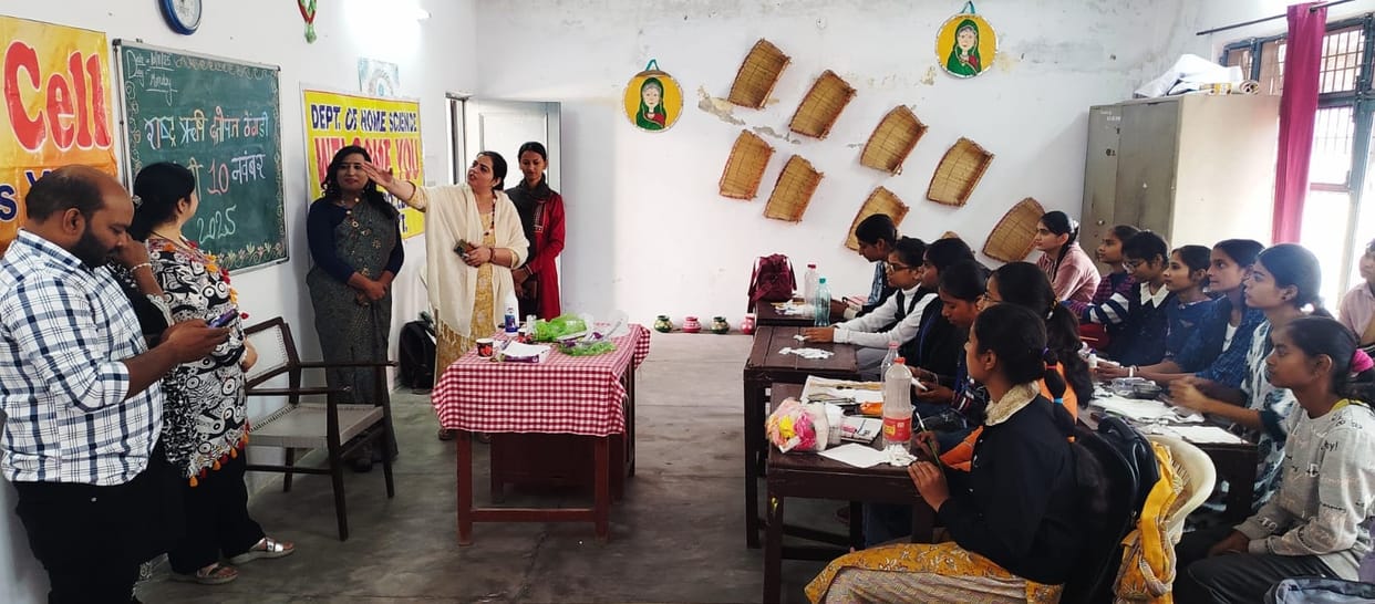 National sage Dattopant Thengadi's birthday was celebrated as Sankalp Diwas.