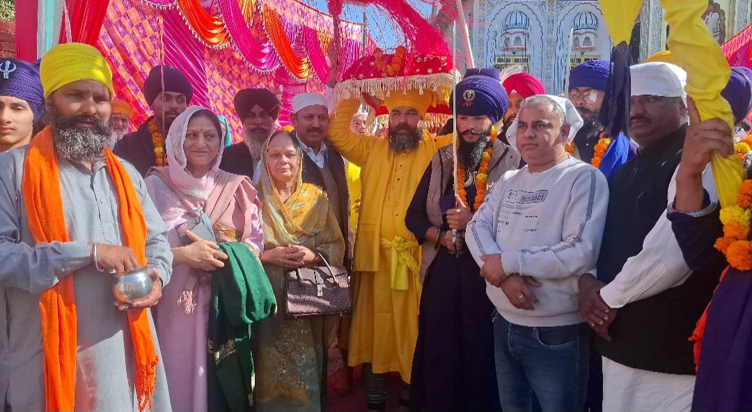 Gatka party mesmerizes with amazing stunts