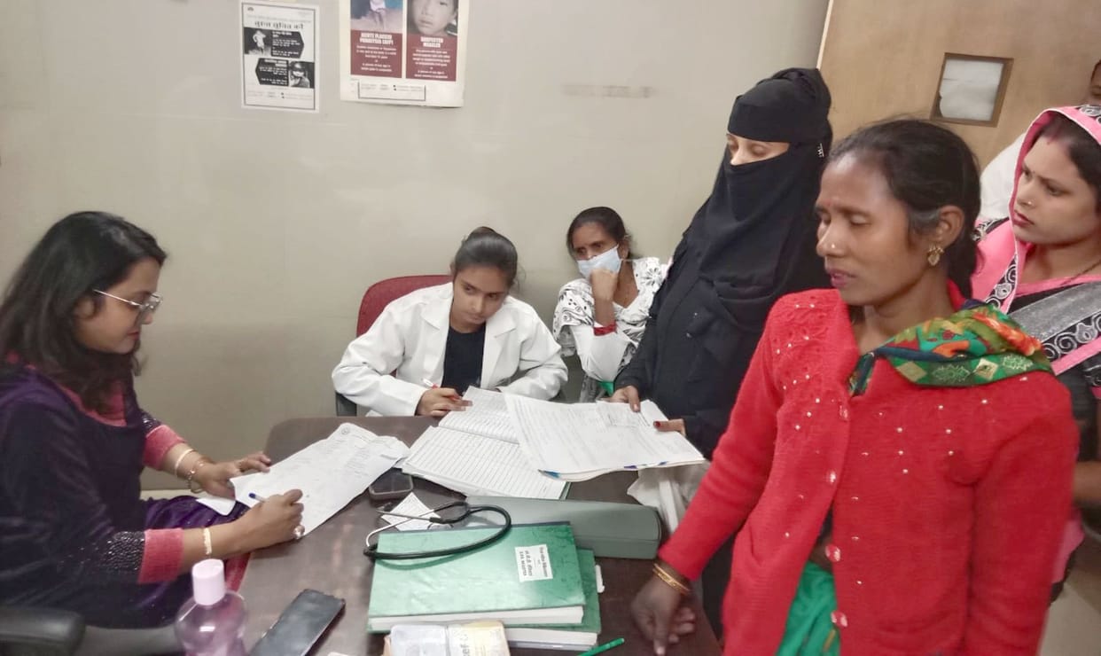 Hospital reopens after two days off, patients flock to hospital