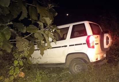 Umaria News: Speeding Truck Rams Bolero on NH-43, Youth Dies on the Spot in Horrific Road Accident