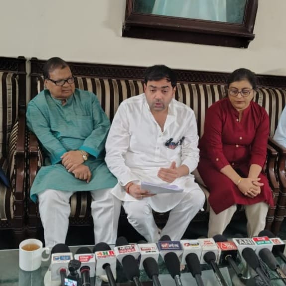 Chiranjiv's big allegation: 32,000 bulk and 4,000 duplicate voters were found in Rewari.