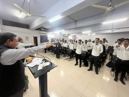 Pledge to use Indian products