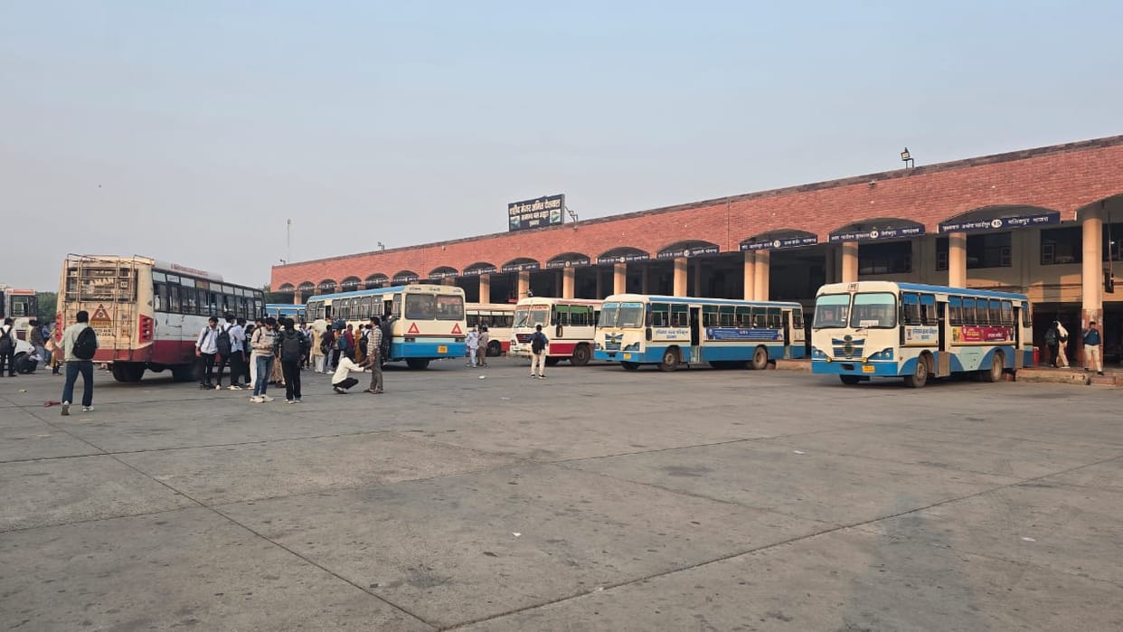 The roadways mini bus running from Jhajjar to Beri has been extended to Siwana.