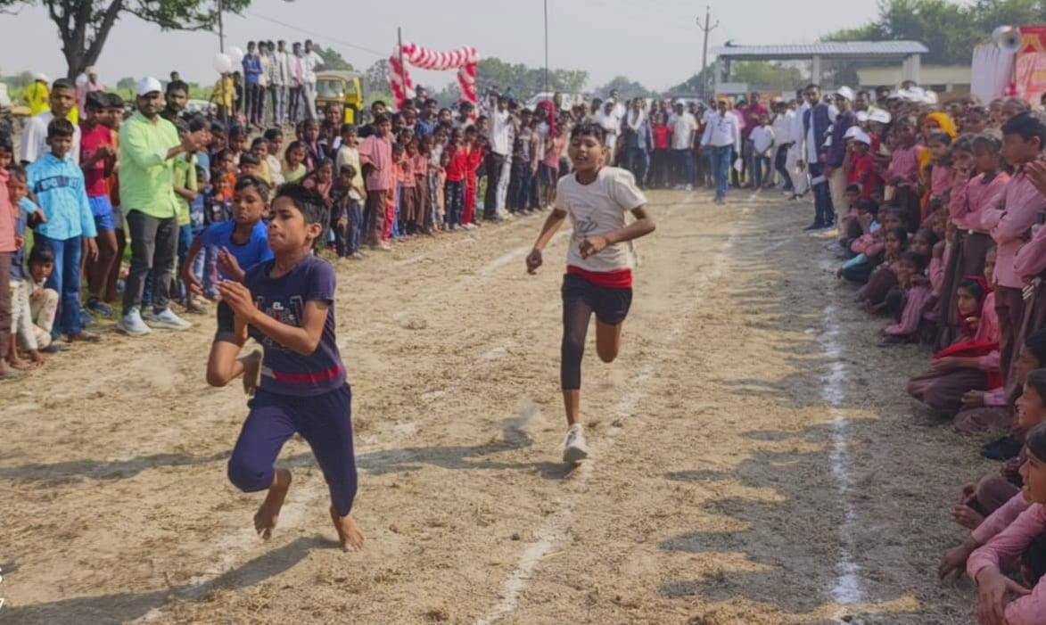 Children from four districts ran in the competition.