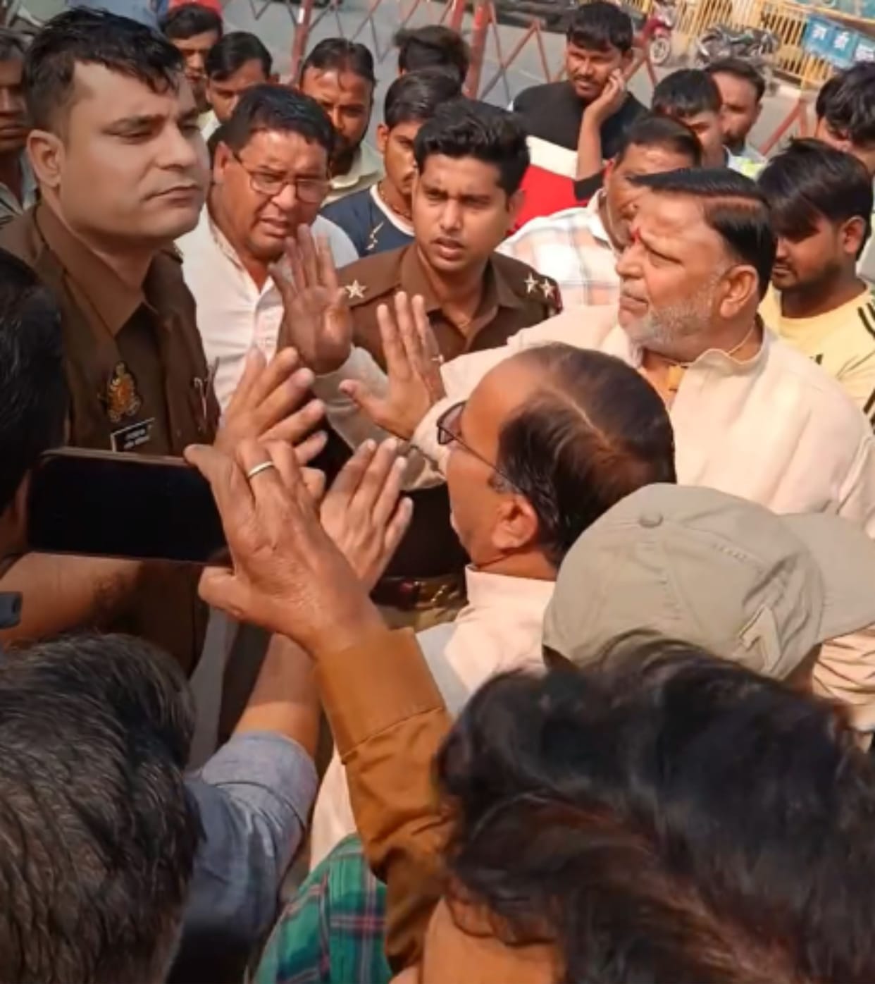 Angry residents protested the closure of illegal highway crossings.