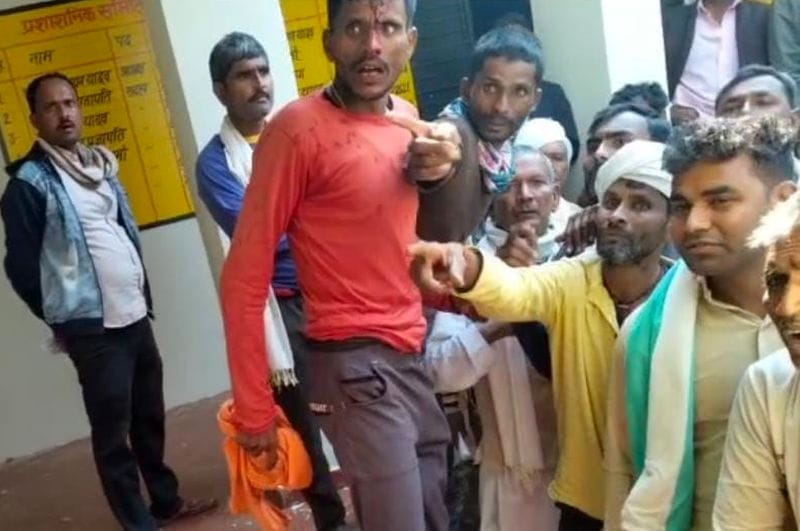 Farmers create ruckus for fertilizer in Gyodi committee