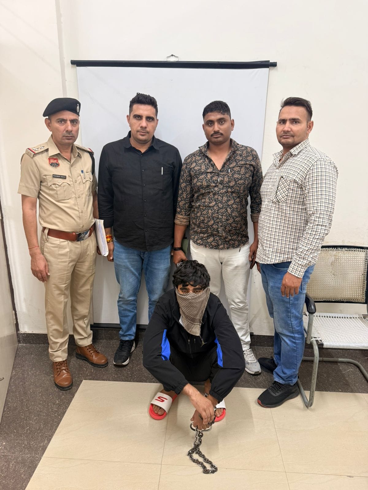 The accused who conspired to murder father and son was arrested.