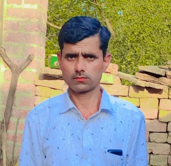 Storekeeper dies of fever, family arrives with body to seek compensation
