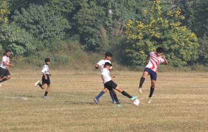 Yamuna Arrows district champion in under-15 football