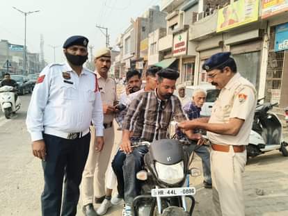 8 policemen will handle traffic at Bighad Chowk