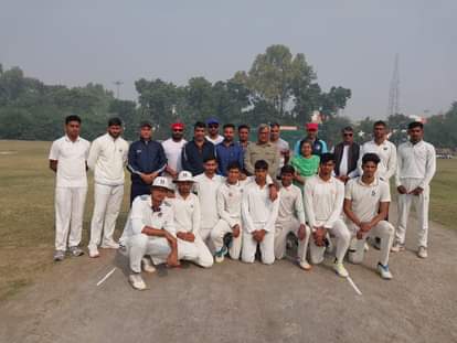 Paras Academy won the block level MP Sports Festival Cricket Competition