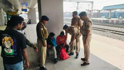 Security beefed up in Delhi district after blast