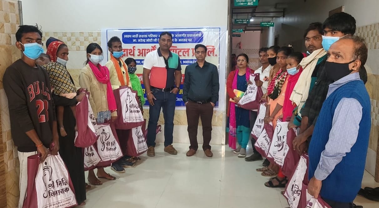 Nutrition packets given to tuberculosis patients