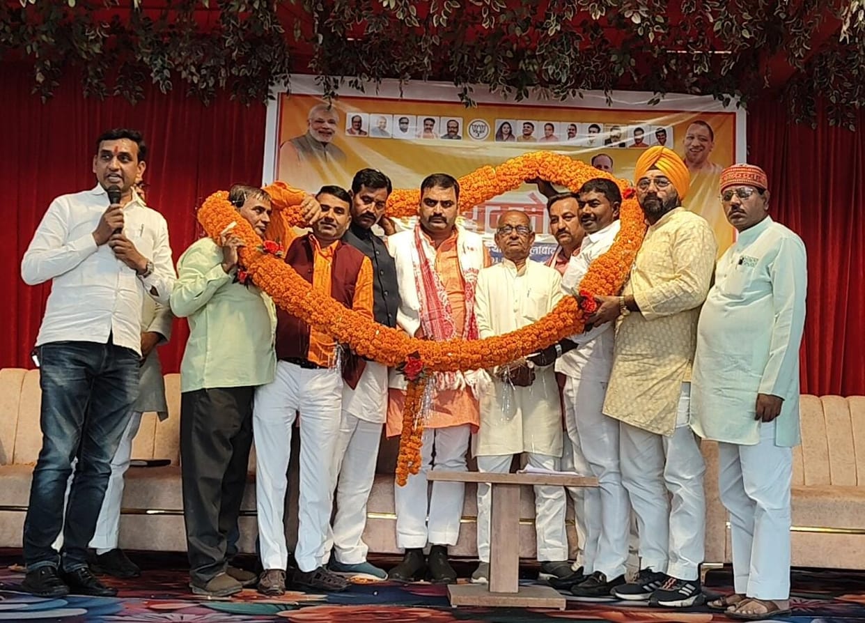 Achievements of the government were counted in the workers' conference.