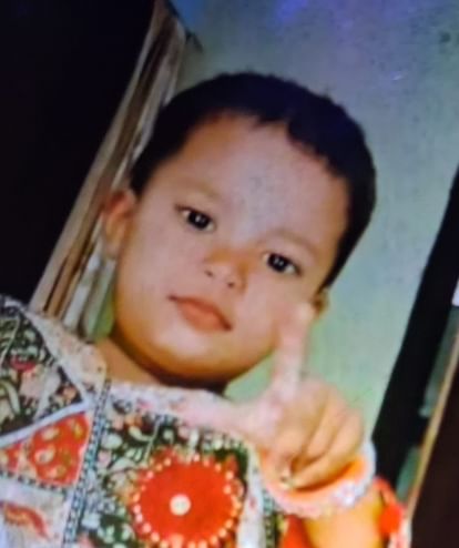 After 45 hours, the body of the child was found in a pond 40 meters away from the house.