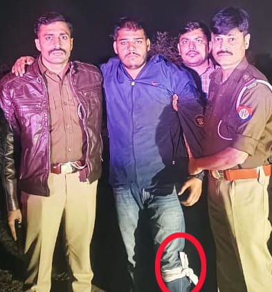 agra news police encounter