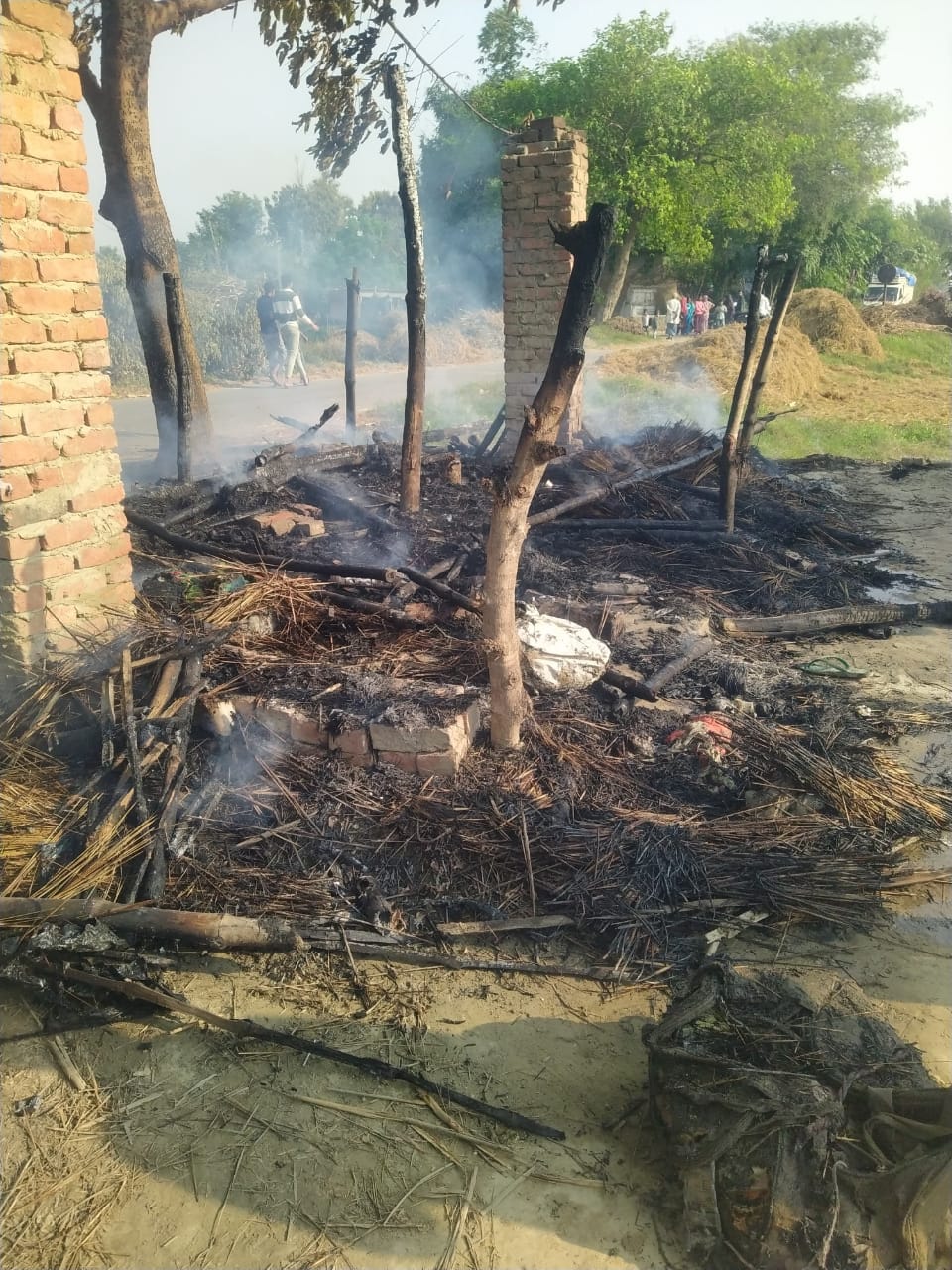 Thatched roof reduced to ashes by fire in Parsa village