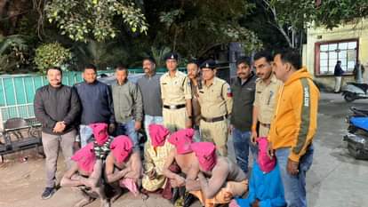Posing as Naga Sadhus, looted threatened to burn people ashes,  police nabbed interstate gang 30 minutes.