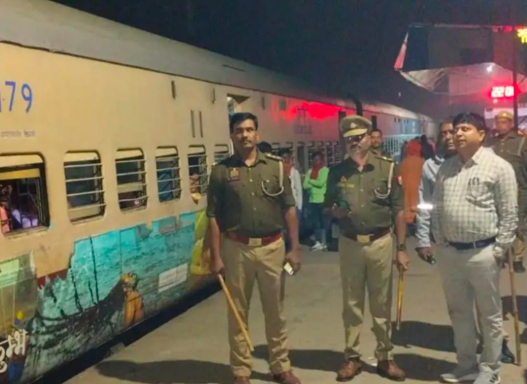 Delhi blast: Vigilance from market and station to Bihar border