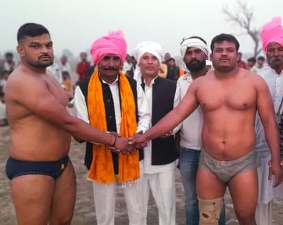 Dharampal and Jogendra wrestlers won the wrestling match.